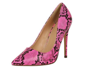 Barbie Rattle Pumps