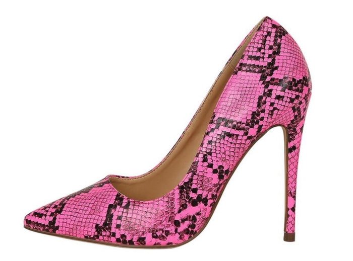 Barbie Rattle Pumps